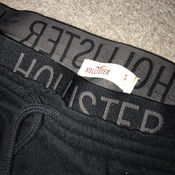 Hollister black joggers - Picture 2 of 3